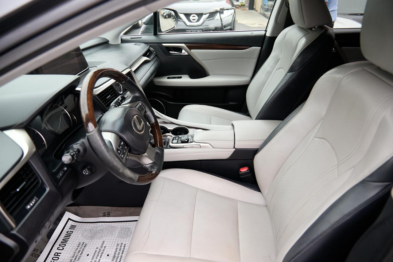 Lexus RX photo 23