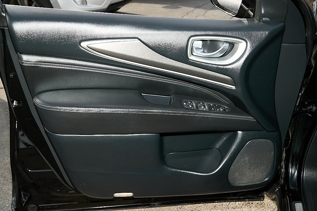 Infiniti QX60 photo 12