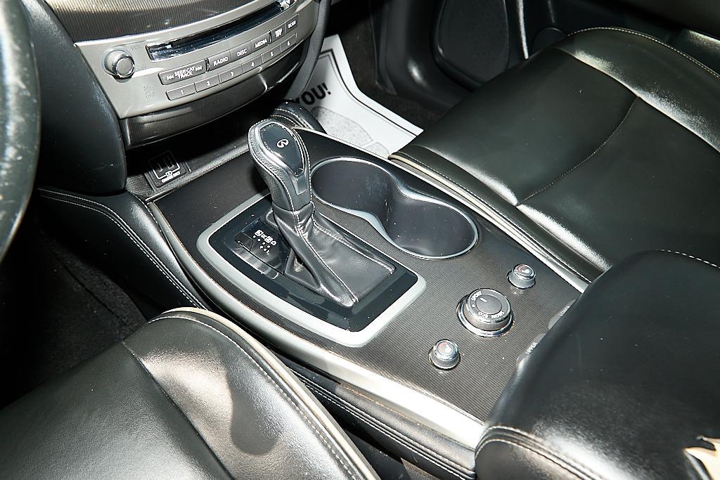 Infiniti QX60 photo 19