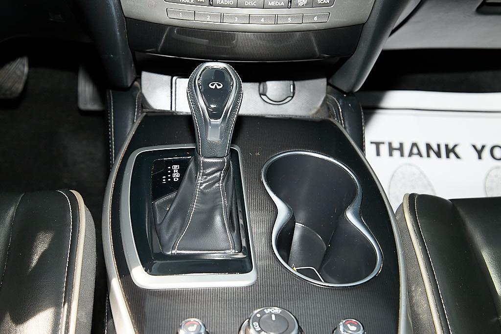 Infiniti QX60 photo 33