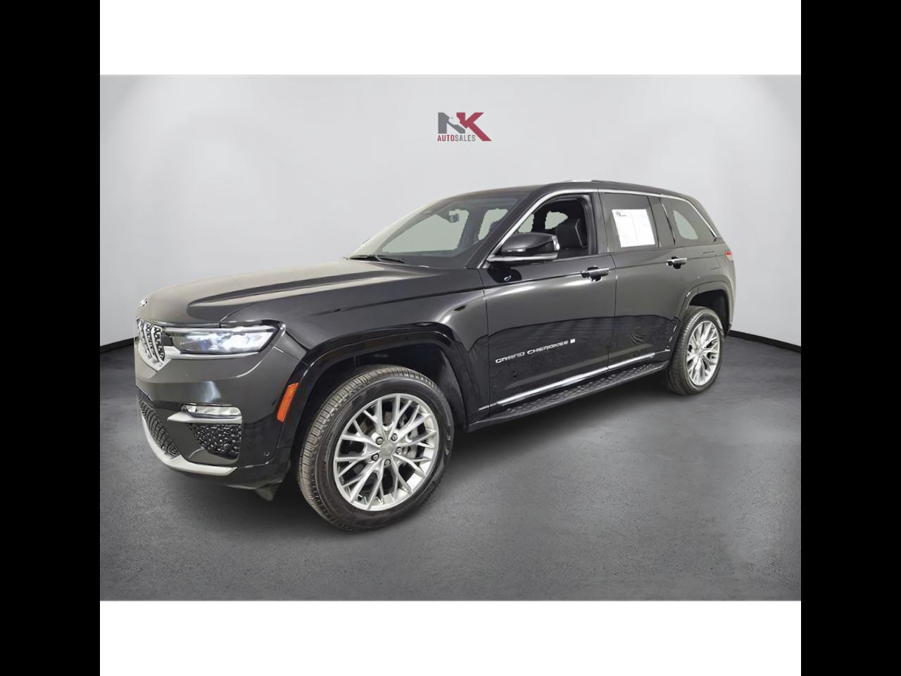 2023 Jeep Grand Cherokee Summit