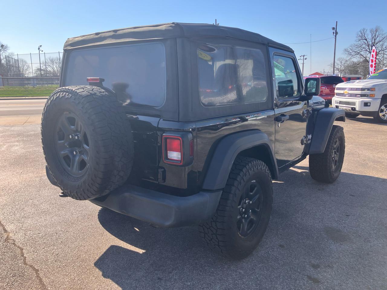 Jeep Wrangler Sport 4WD 2018