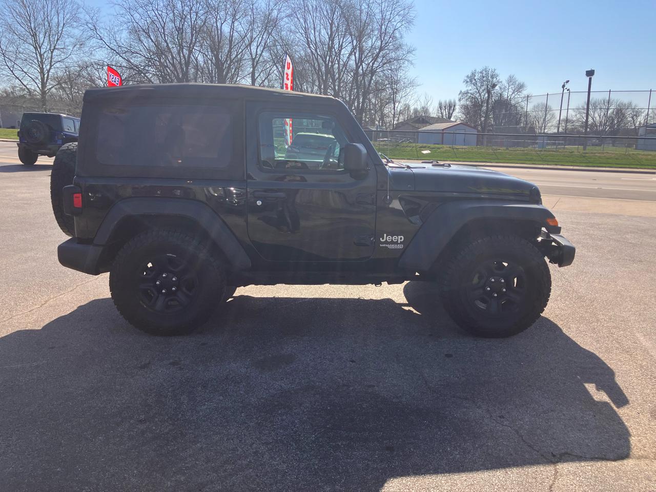 Jeep Wrangler Sport 4WD 2018