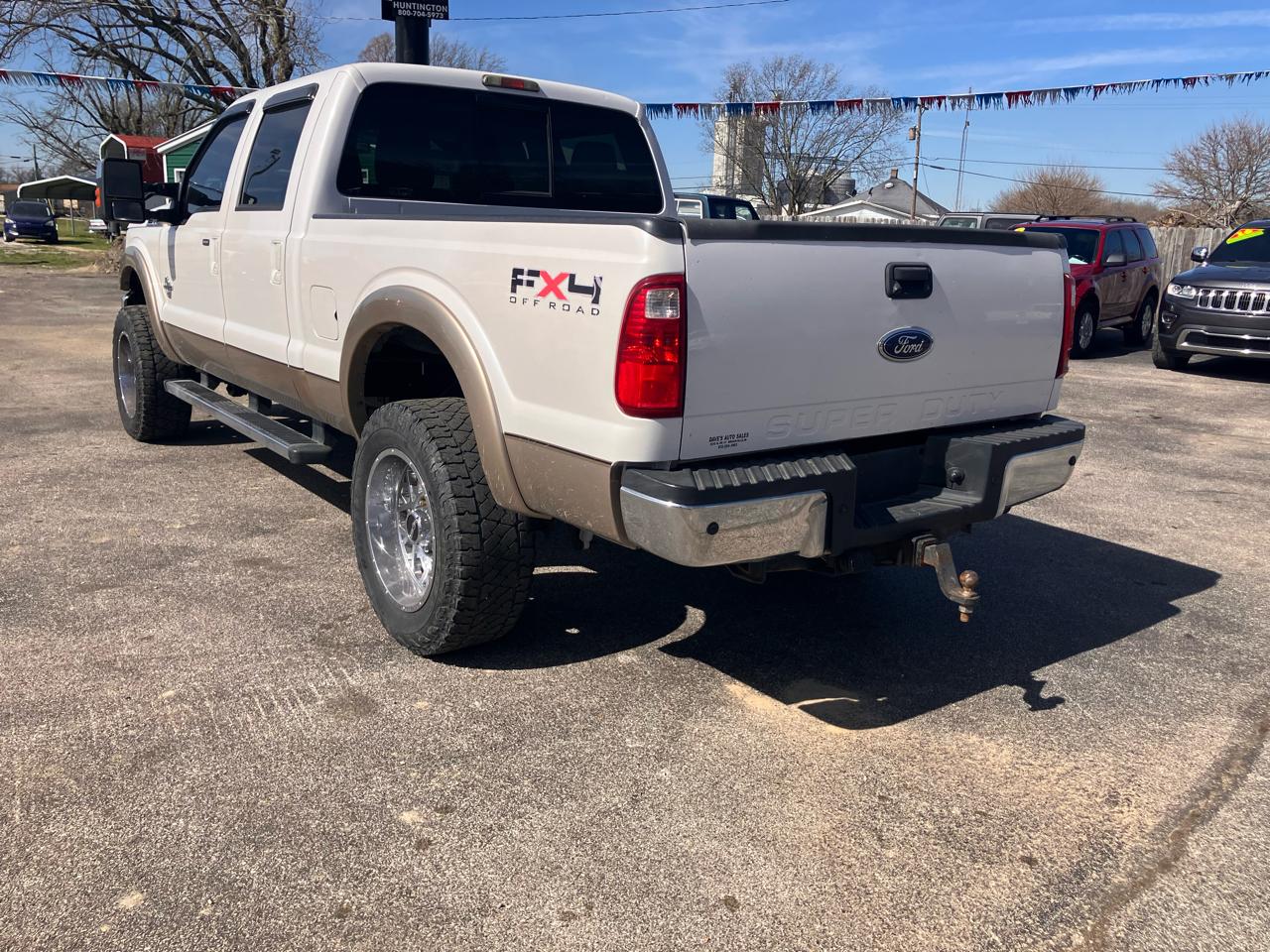 Ford F-350 SD Lariat Crew Cab Short Bed 4WD 2011