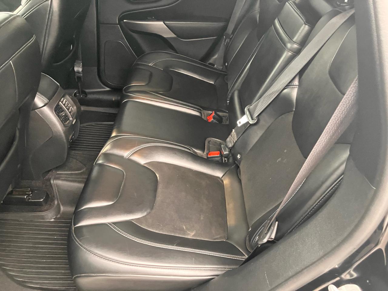 Jeep Cherokee Latitude Plus 4WD 2019