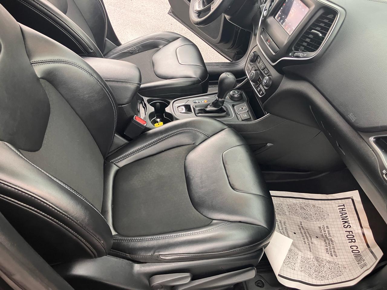 Jeep Cherokee Latitude Plus 4WD 2019