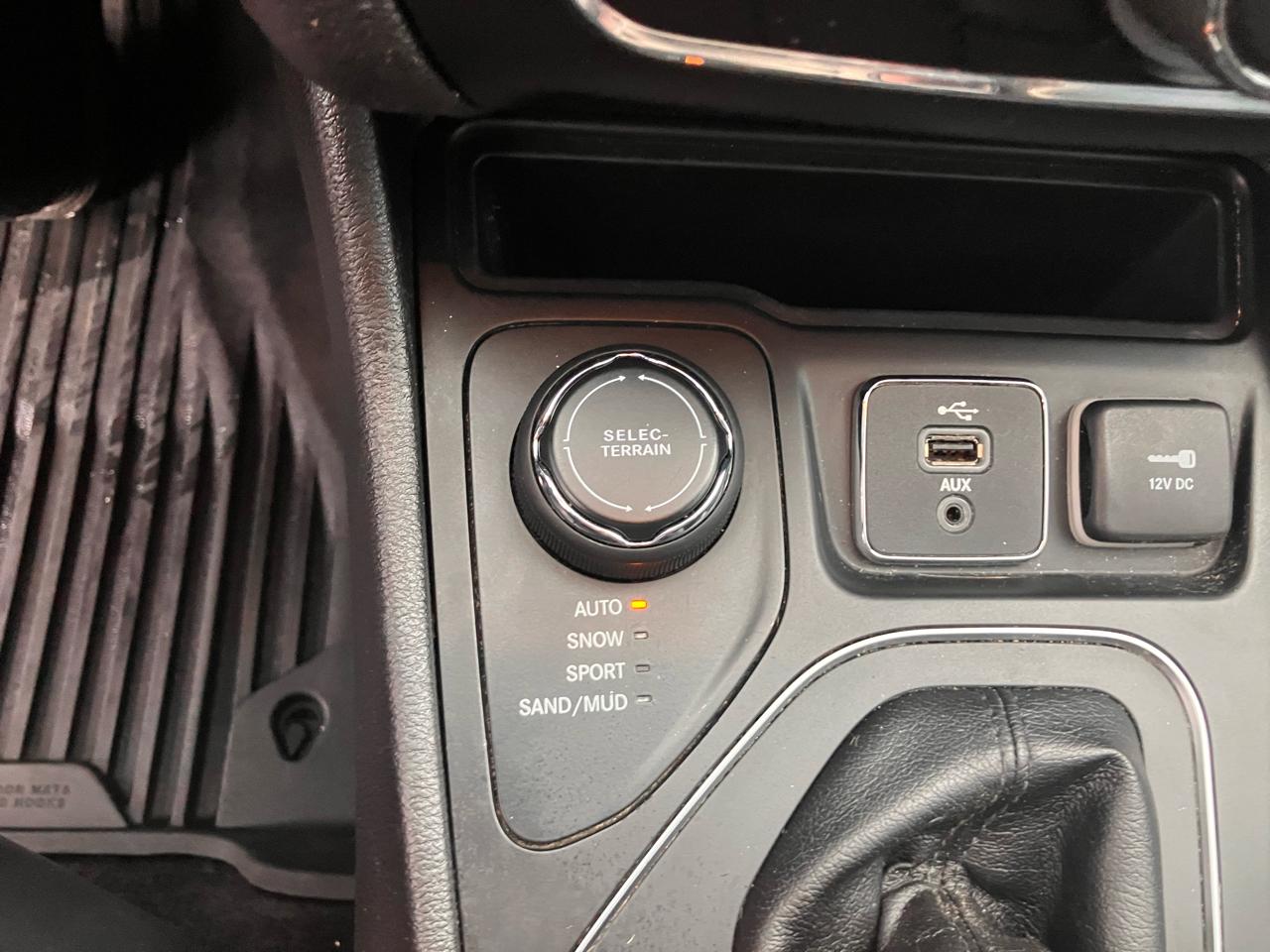 Jeep Cherokee Latitude Plus 4WD 2019