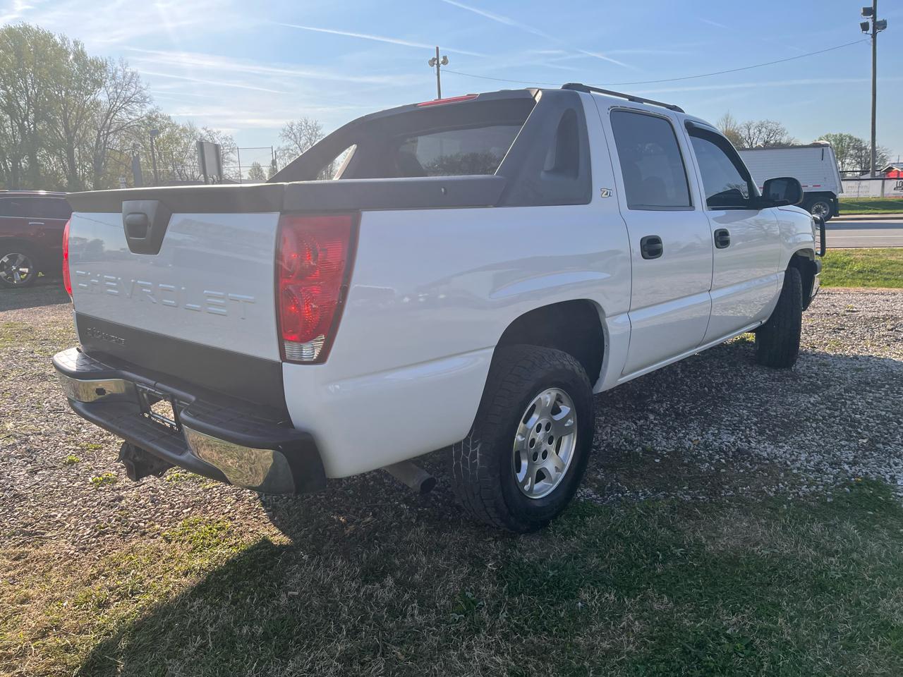 Chevrolet Avalanche 1500 4WD 2004