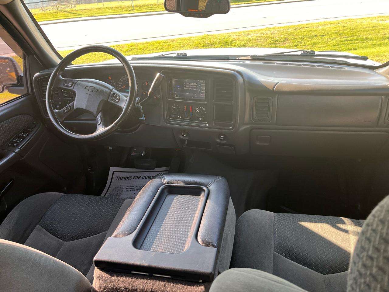 Chevrolet Avalanche 1500 4WD 2004