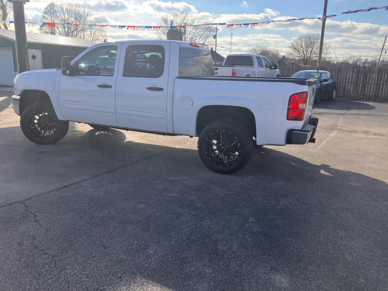 Chevrolet Silverado 1500 LT Crew Cab 4WD 2012