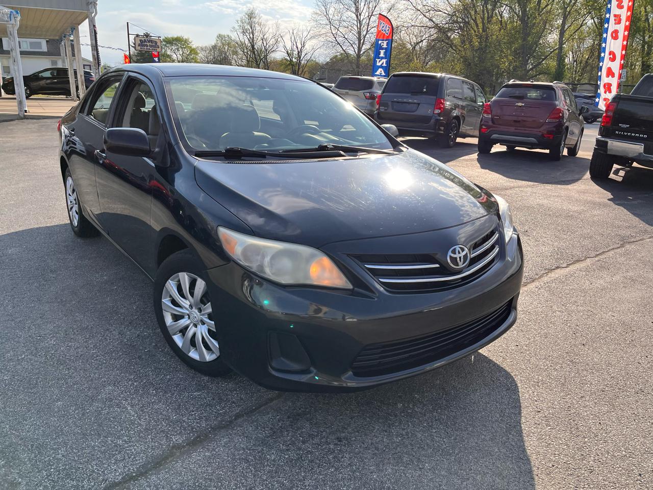 Toyota Corolla L 4D Sedan at 2013