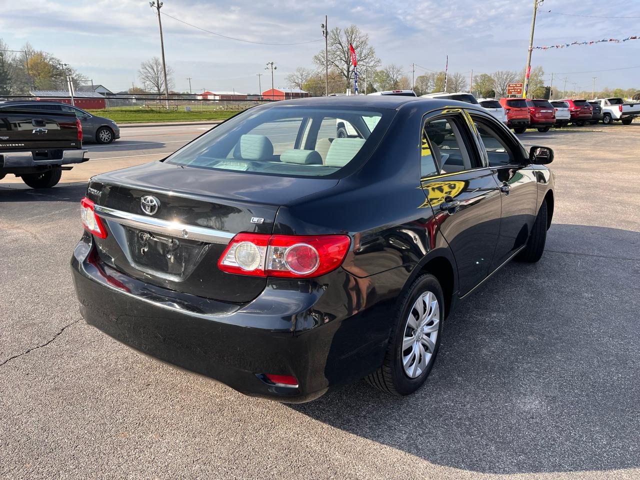 Toyota Corolla L 4D Sedan at 2013