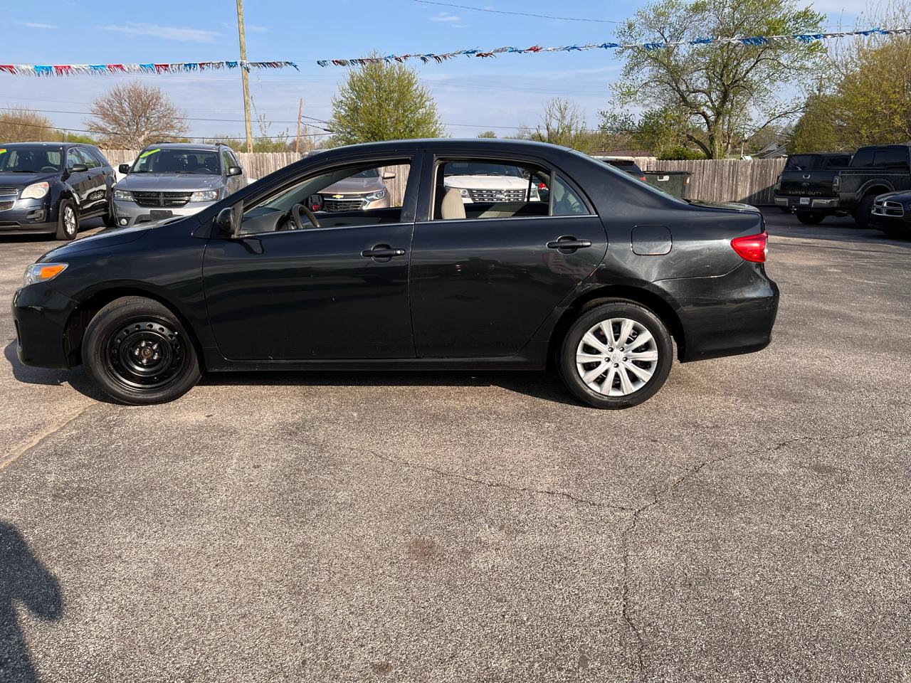 Toyota Corolla L 4D Sedan at 2013