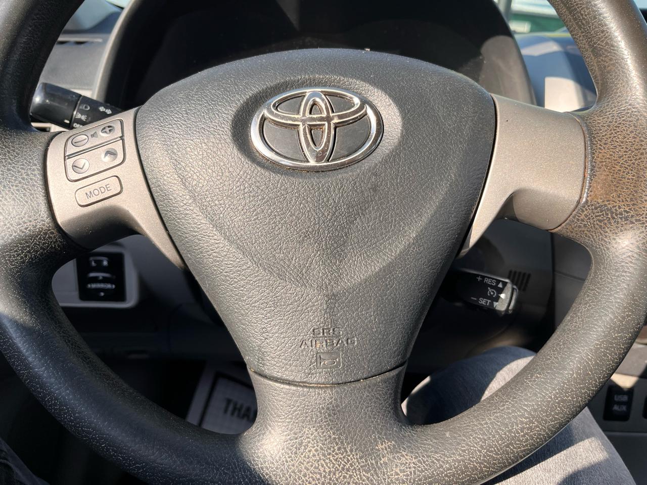 Toyota Corolla L 4D Sedan at 2013