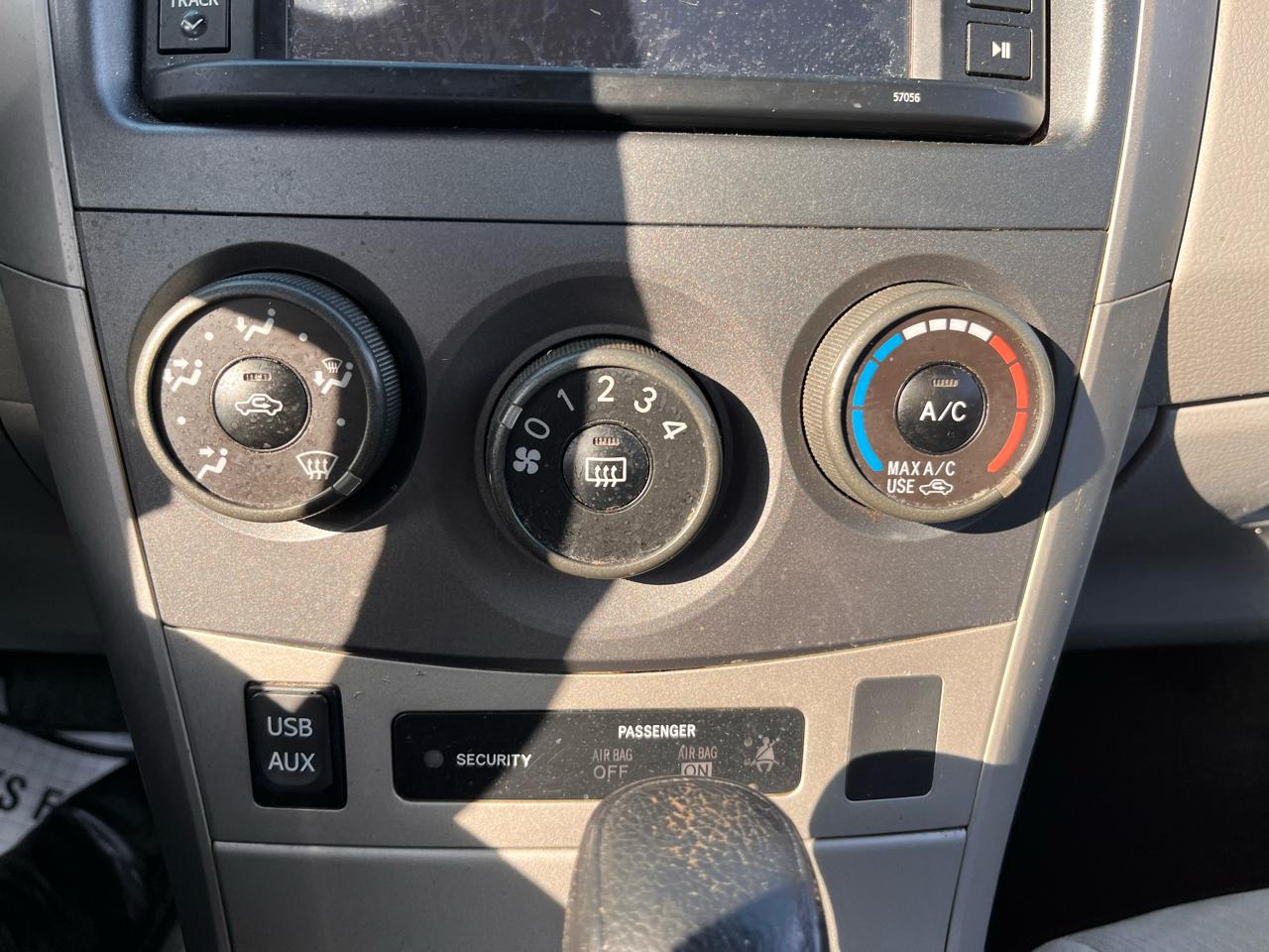 Toyota Corolla L 4D Sedan at 2013