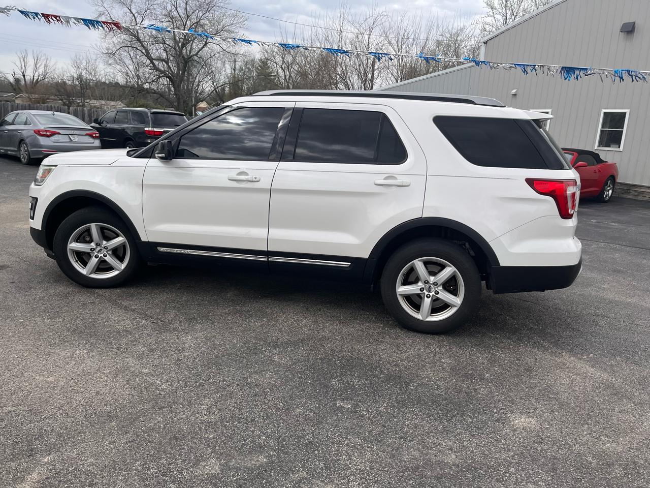 Ford Explorer XLT 4WD 2017