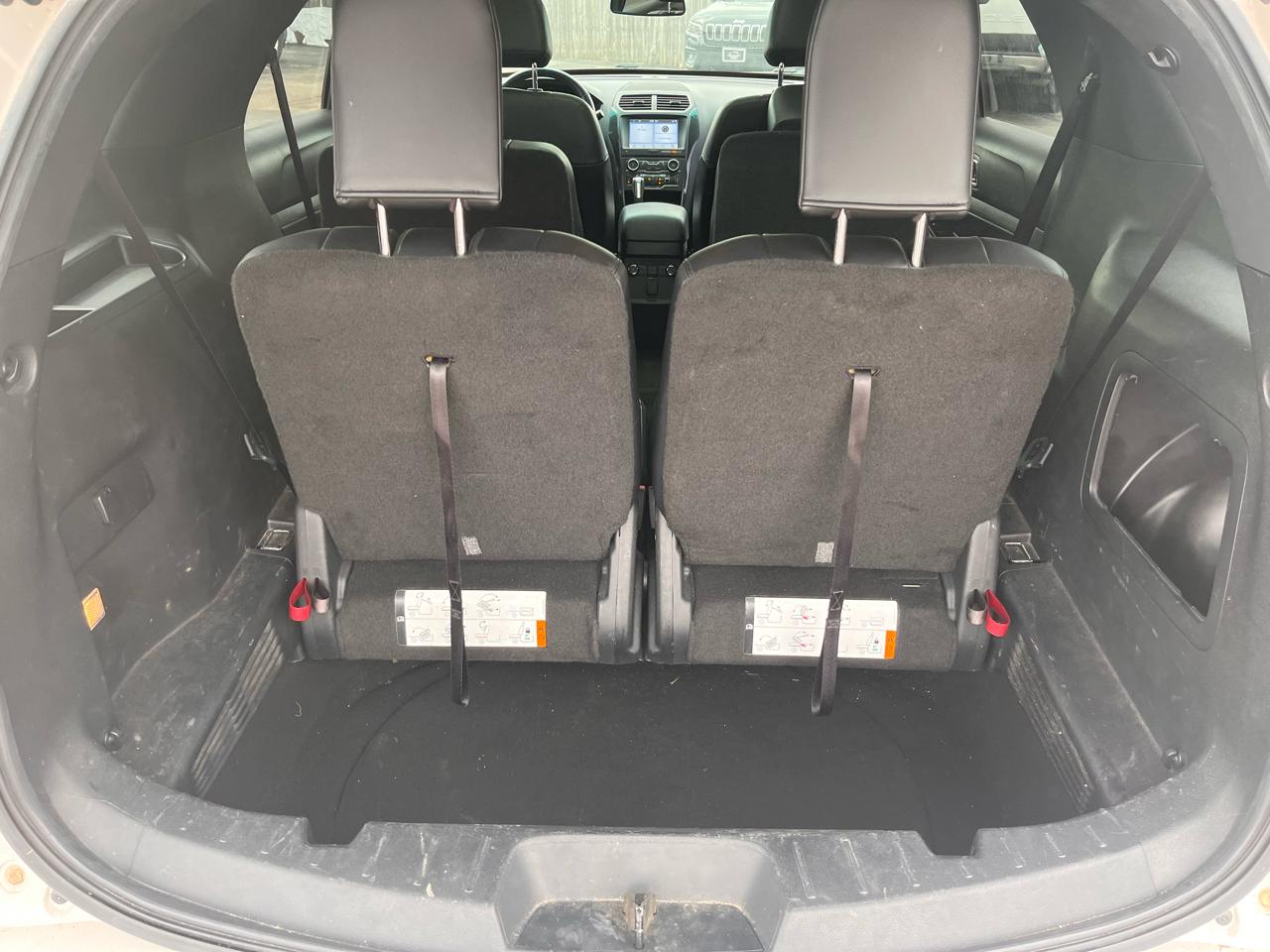 Ford Explorer XLT 4WD 2017