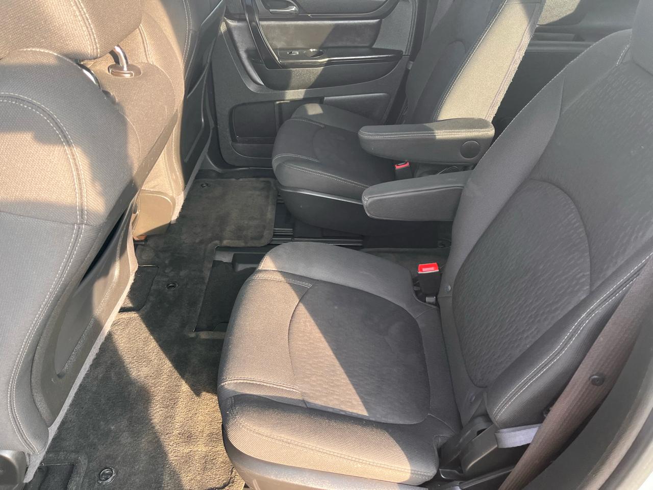 GMC Acadia SLE-1 AWD 2015