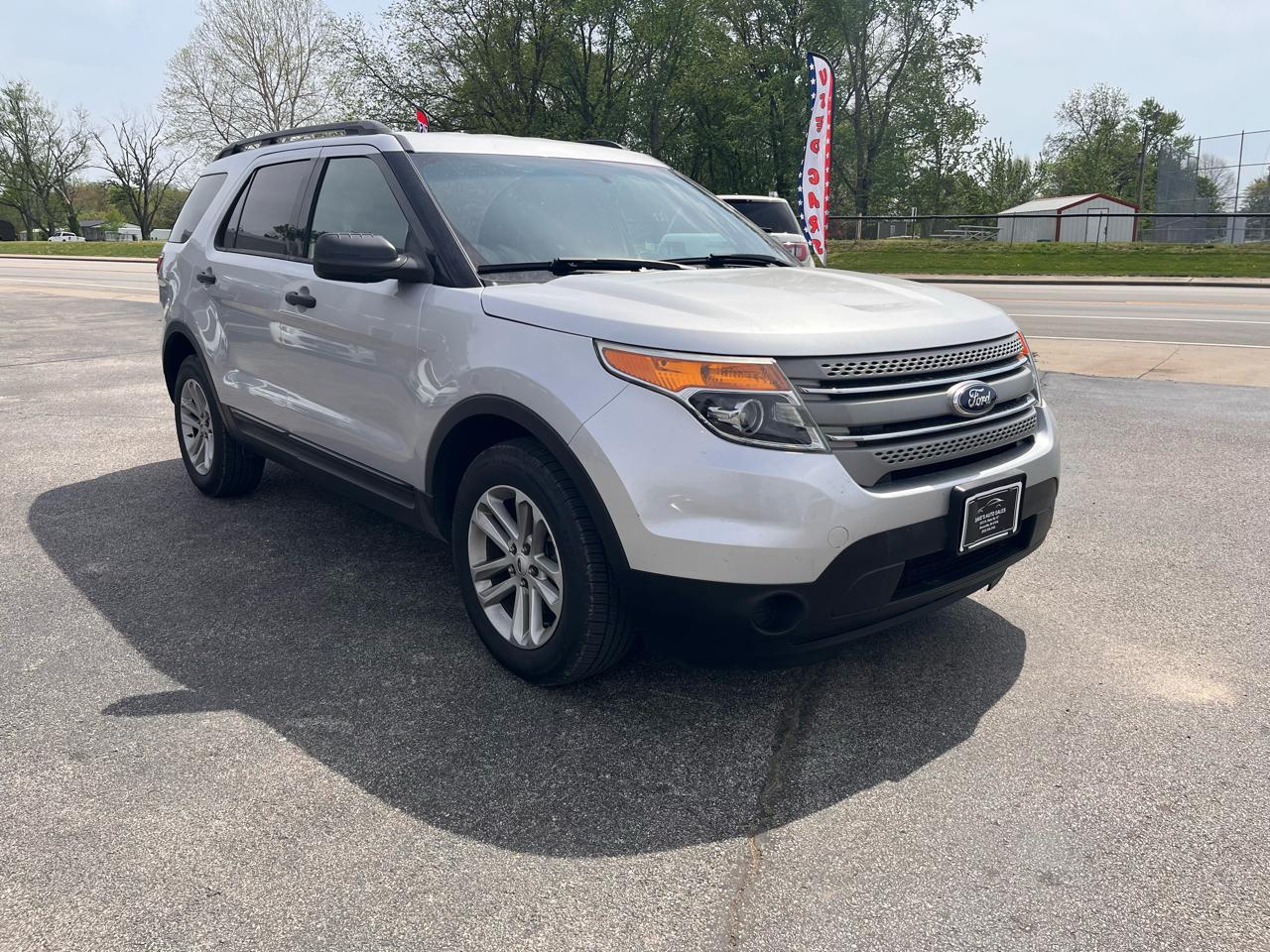 Ford Explorer Base 4WD 2015