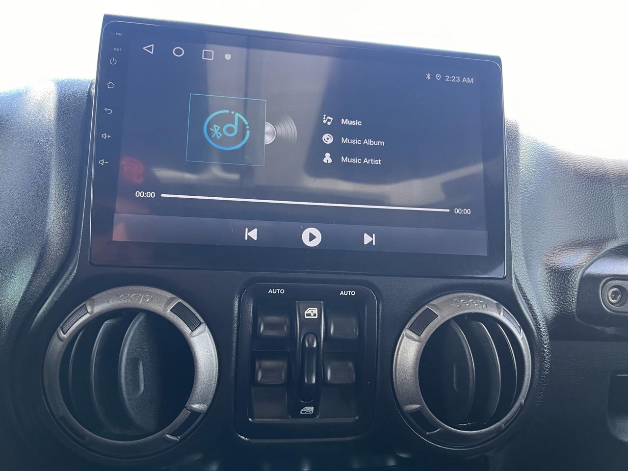 Jeep Wrangler Unlimited Sport 4WD 2017