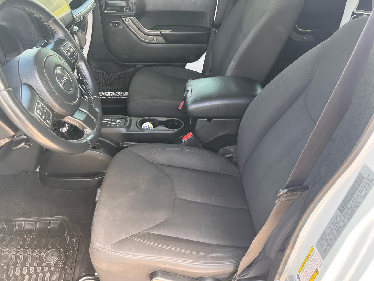 Jeep Wrangler Unlimited Sport 4WD 2017