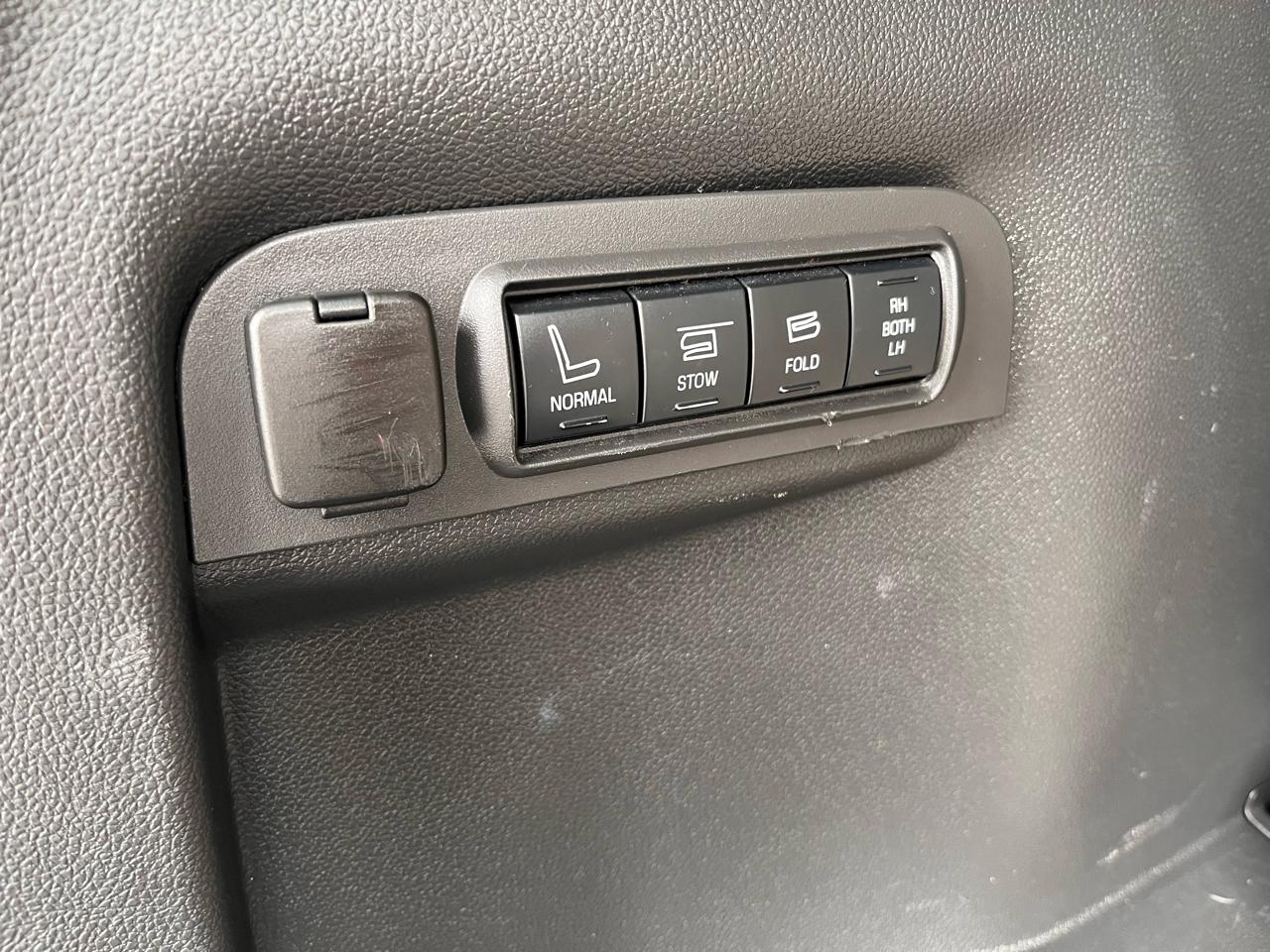 Ford Explorer Limited FWD 2013