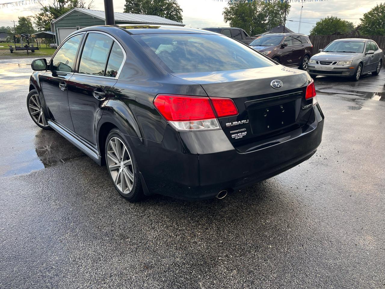 Subaru Legacy 2.5i Premium 2013