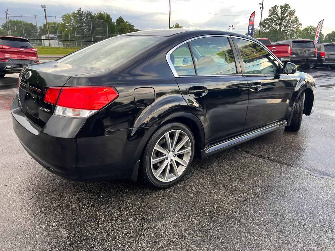 Subaru Legacy 2.5i Premium 2013