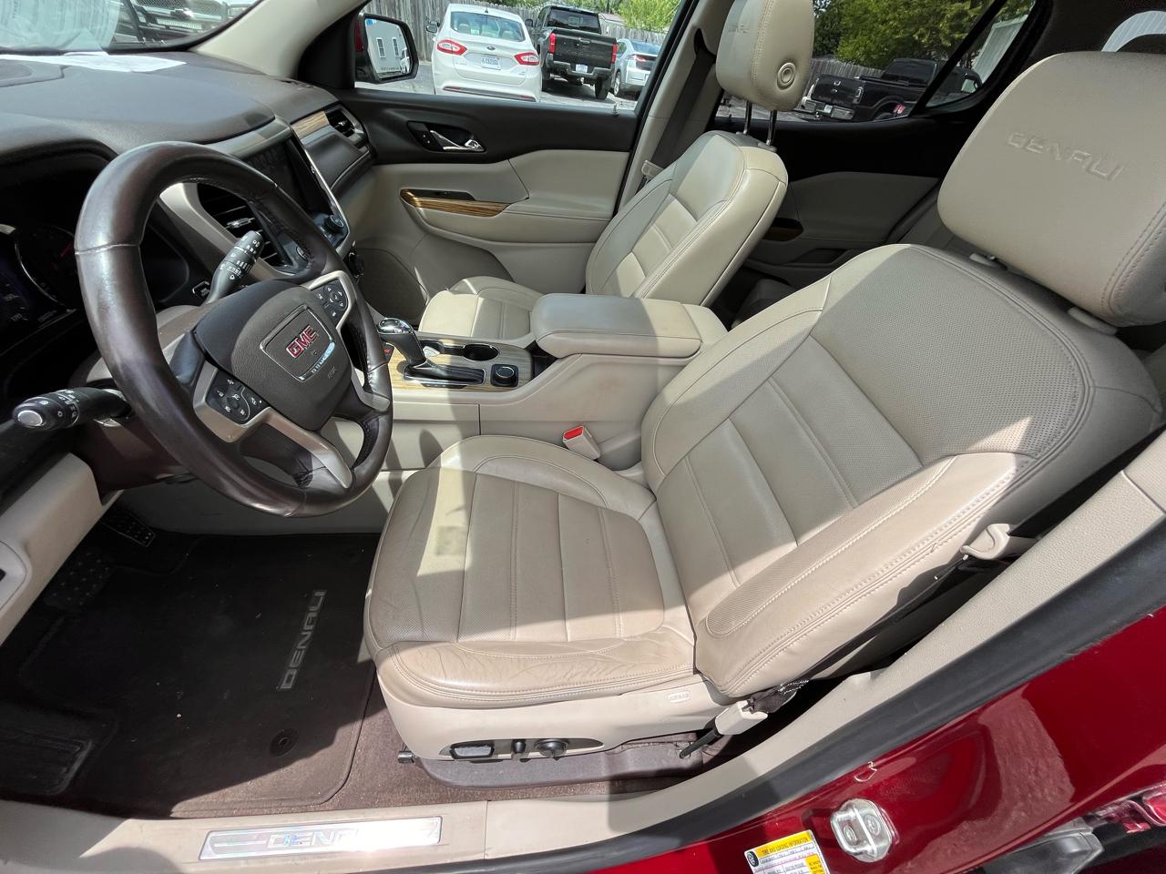 GMC Acadia Denali 2017