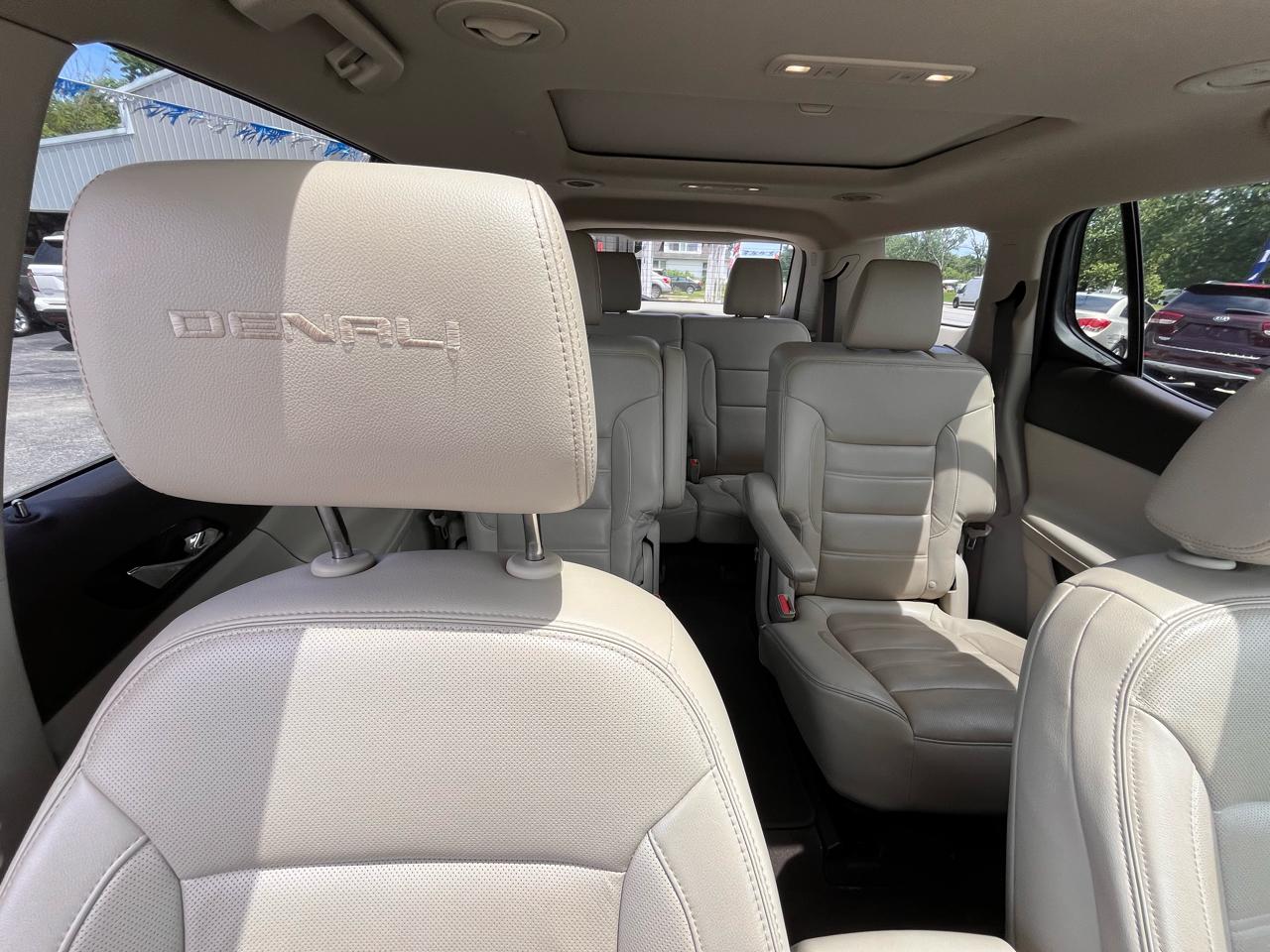 GMC Acadia Denali 2017