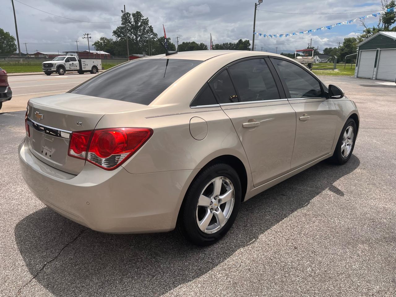Chevrolet Cruze 2LT 2011