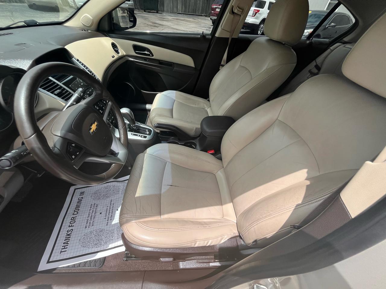 Chevrolet Cruze 2LT 2011