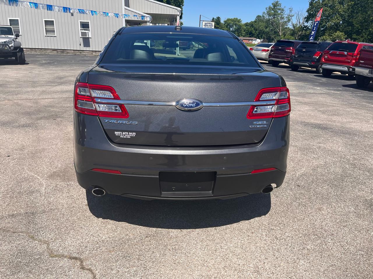 Ford Taurus SEL FWD 2018