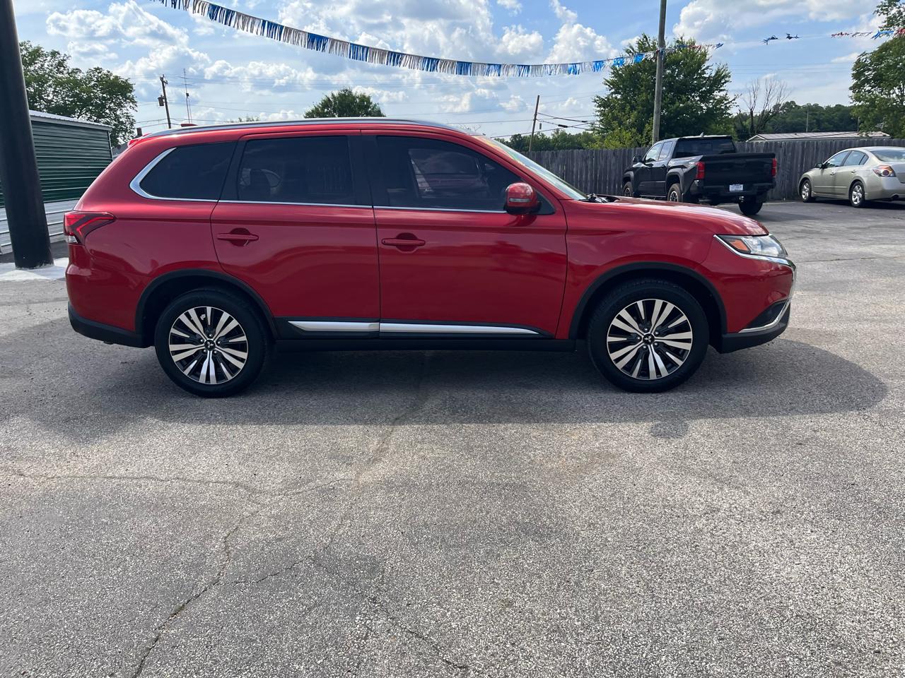 Mitsubishi Outlander SE 2WD 2019