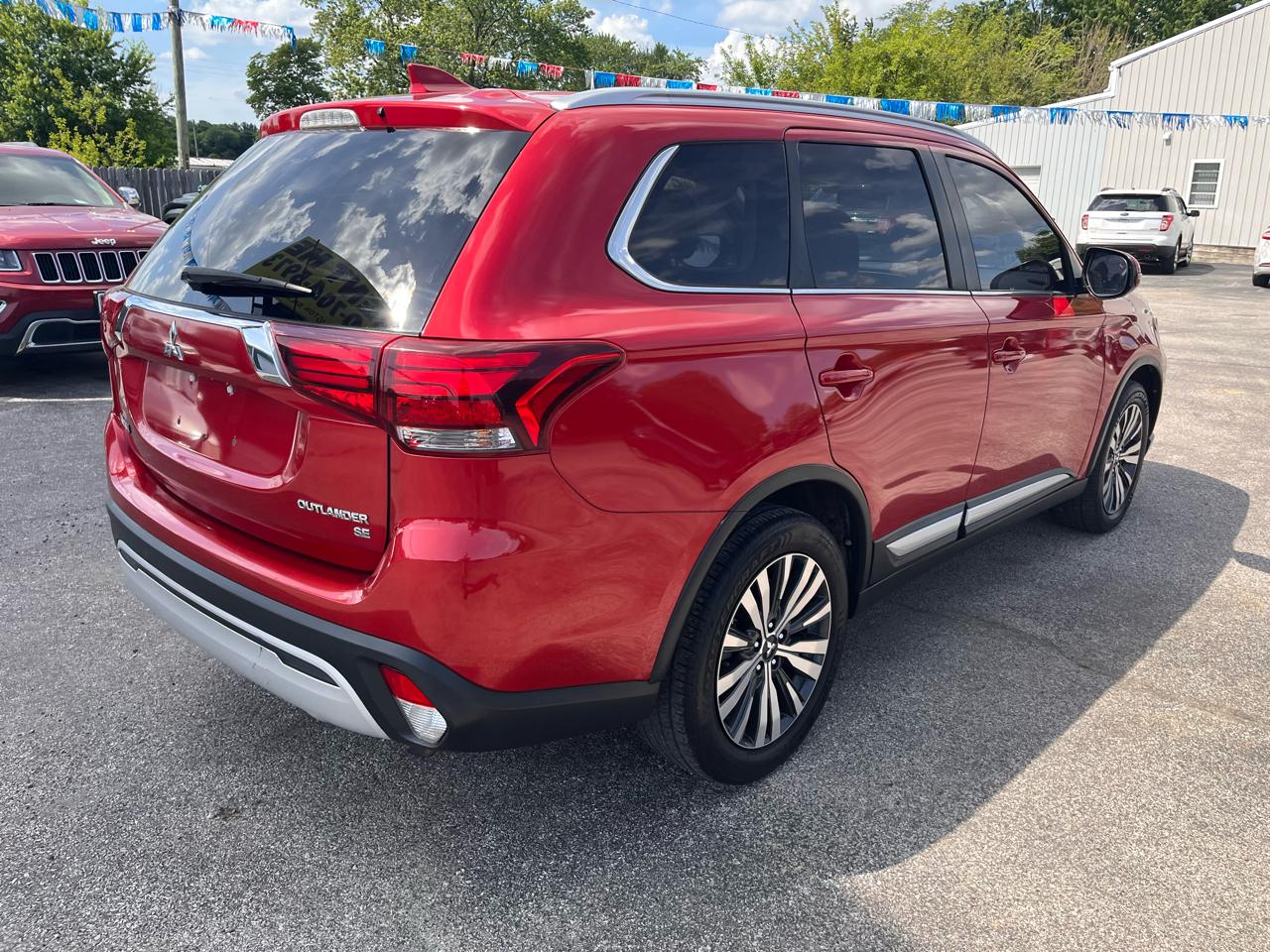 Mitsubishi Outlander SE 2WD 2019