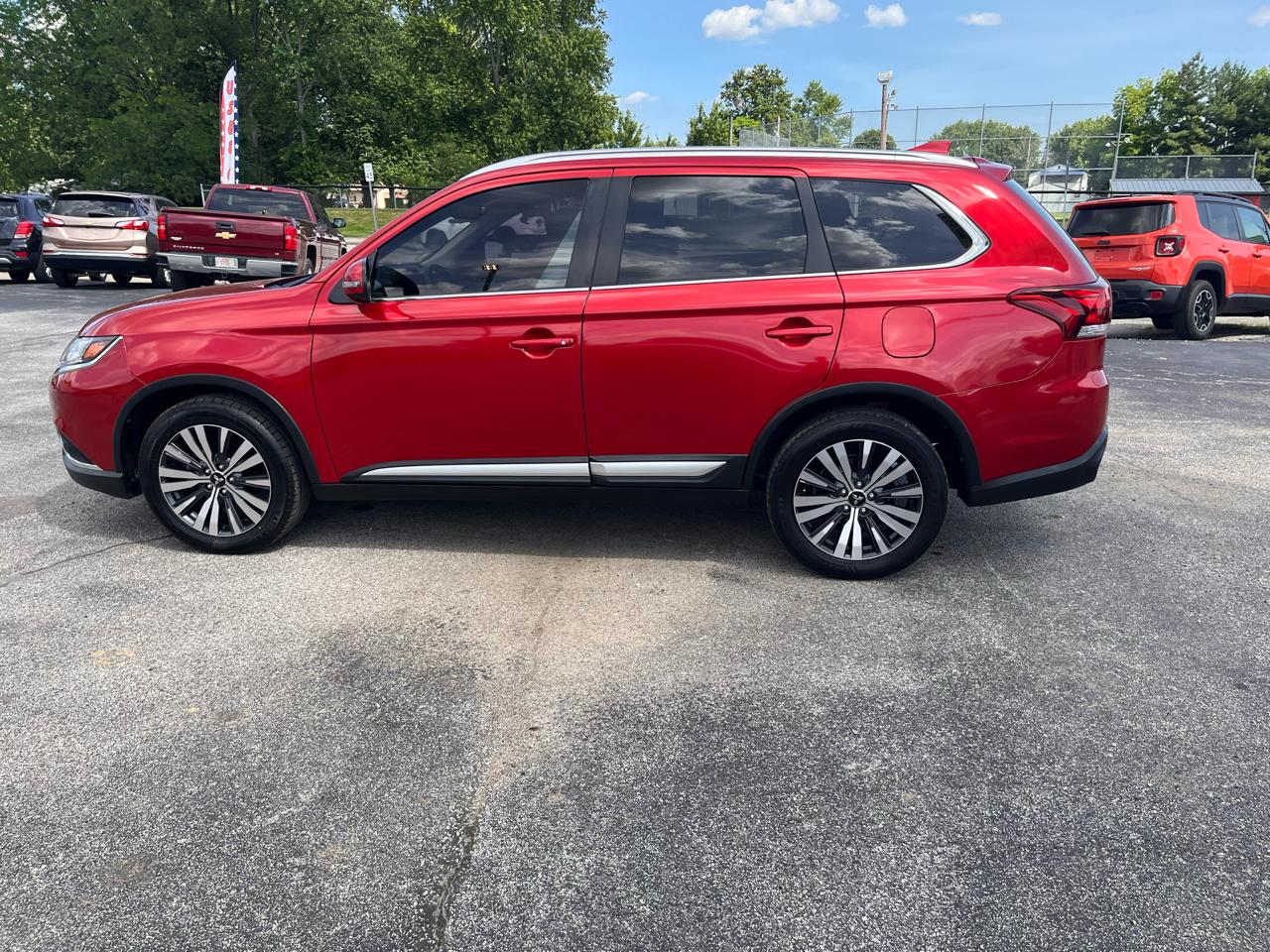 Mitsubishi Outlander SE 2WD 2019