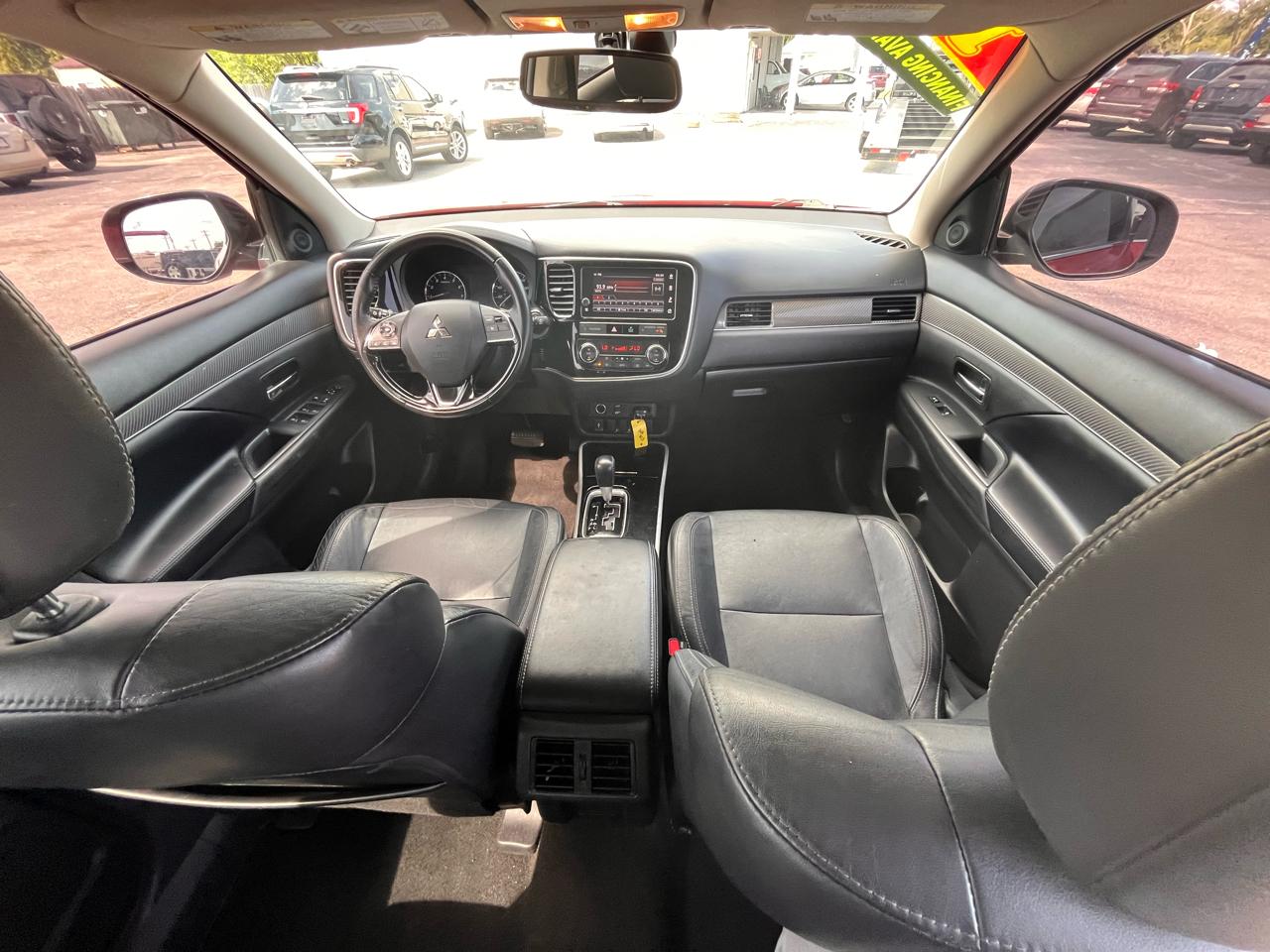 Mitsubishi Outlander SE 2WD 2019