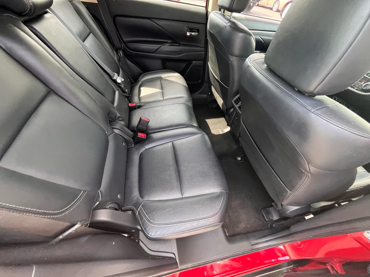 Mitsubishi Outlander SE 2WD 2019