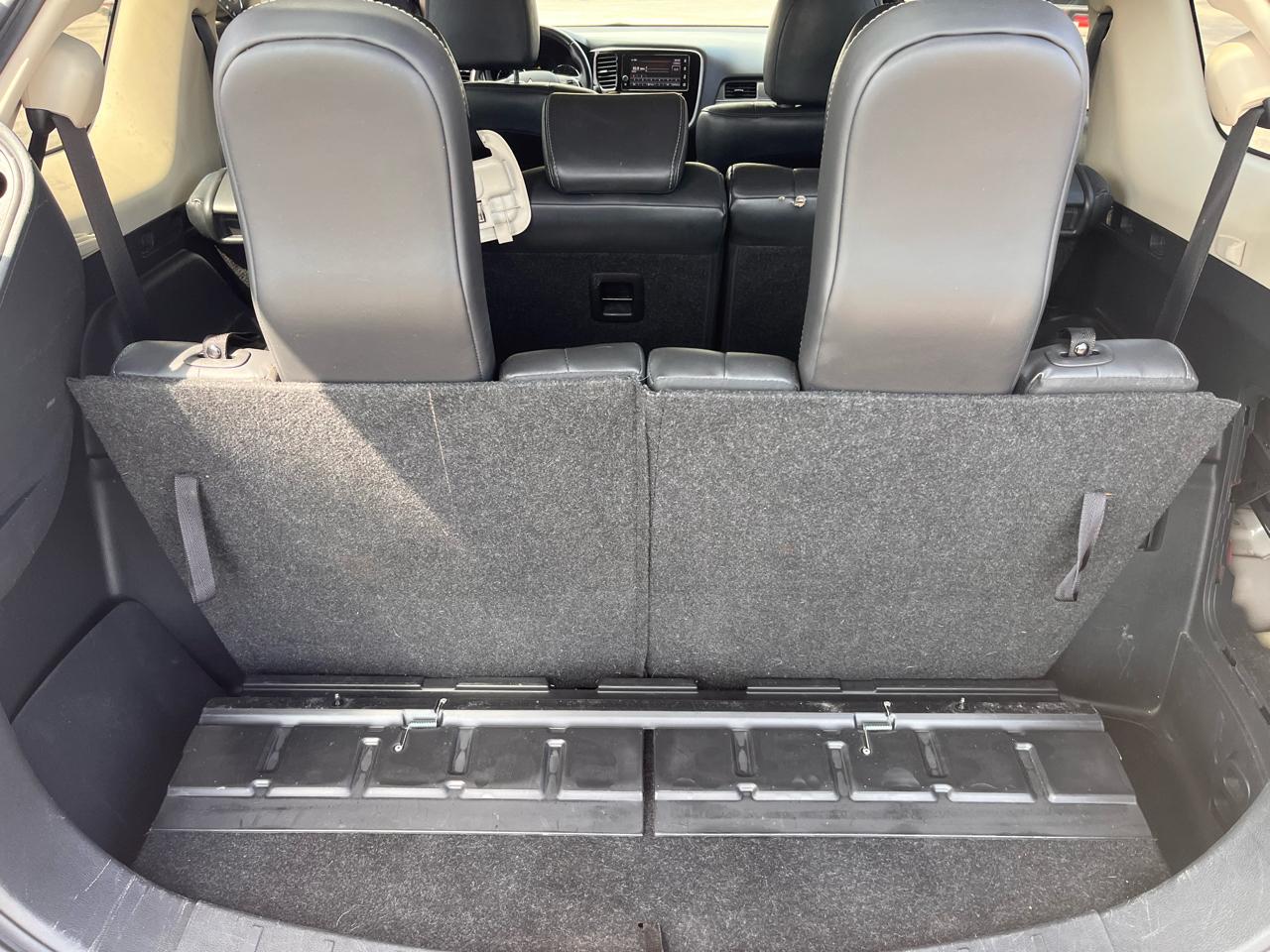 Mitsubishi Outlander SE 2WD 2019