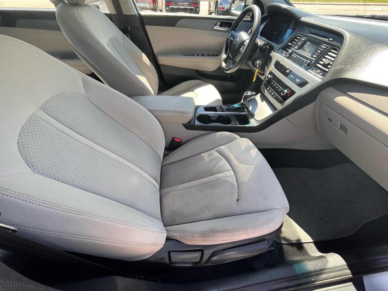 Hyundai Sonata SE 2017