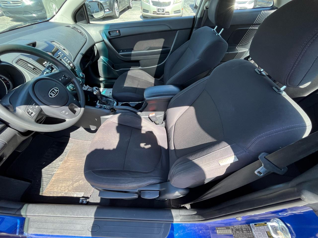 Kia Forte Koup EX 2011