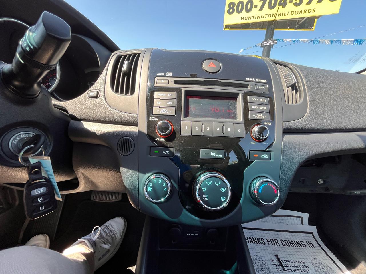 Kia Forte Koup EX 2011