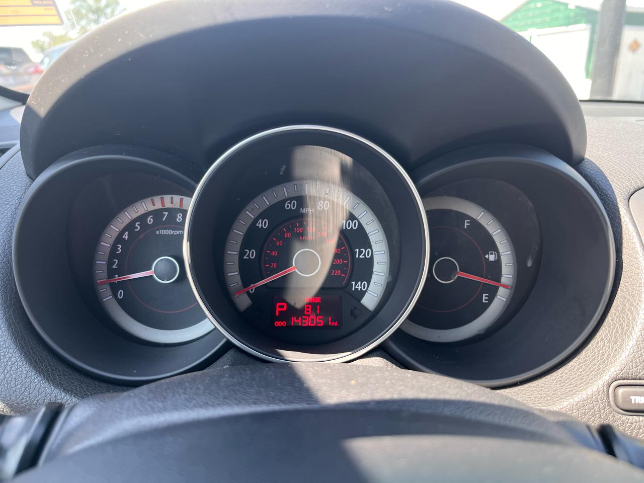 Kia Forte Koup EX 2011