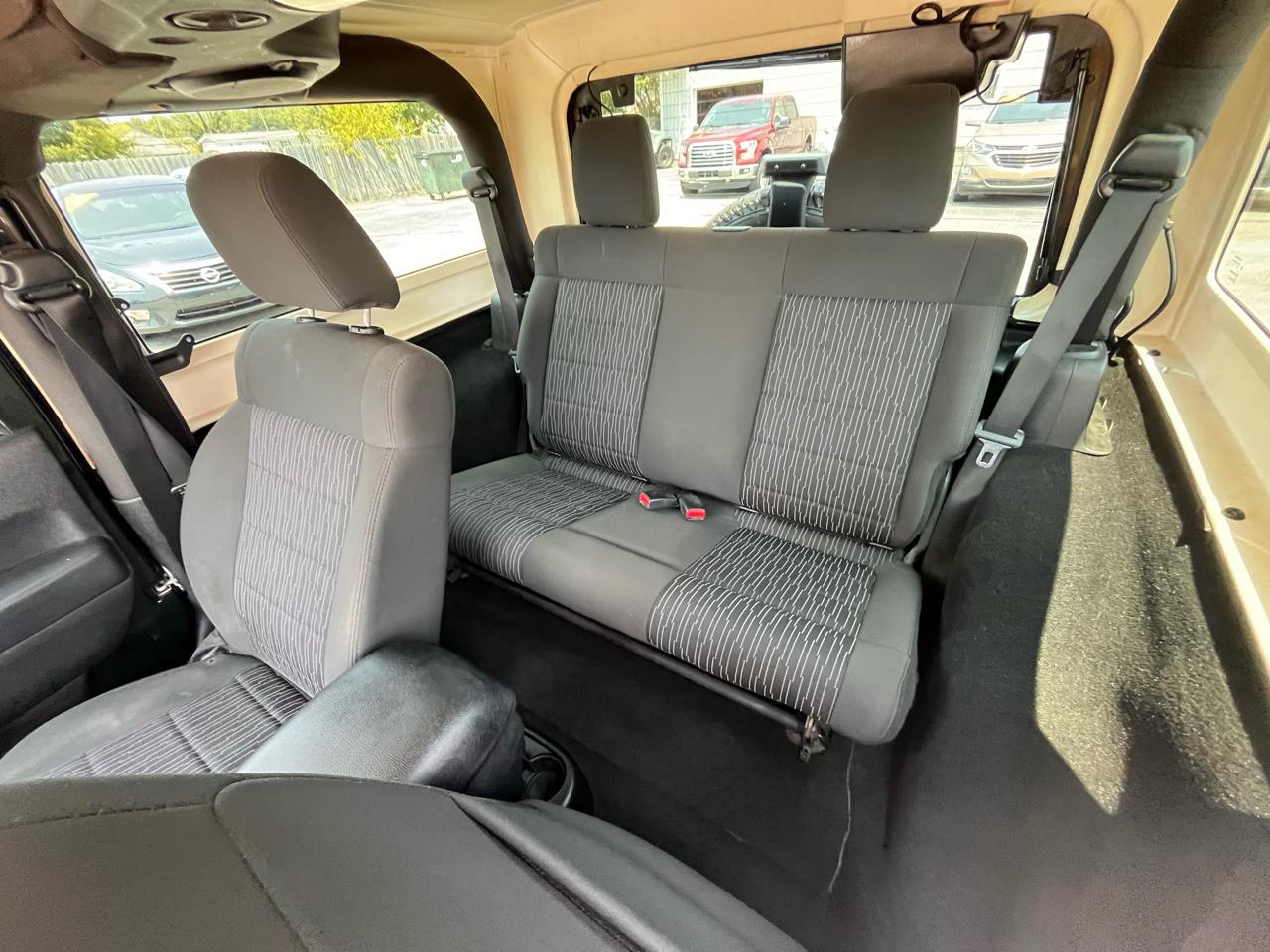 Jeep Wrangler Sport 4WD 2012