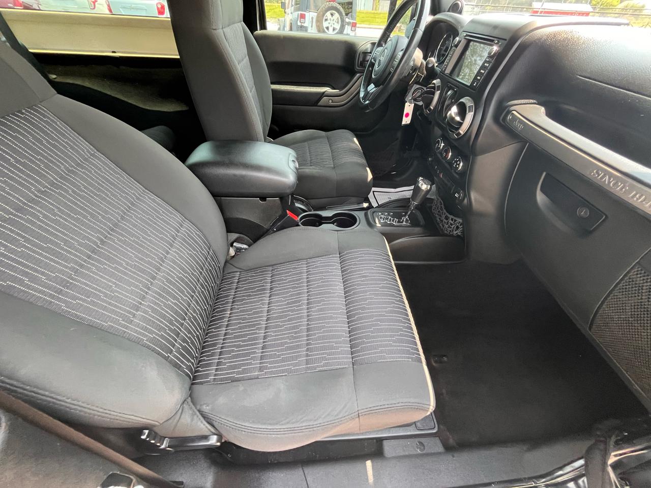 Jeep Wrangler Sport 4WD 2012