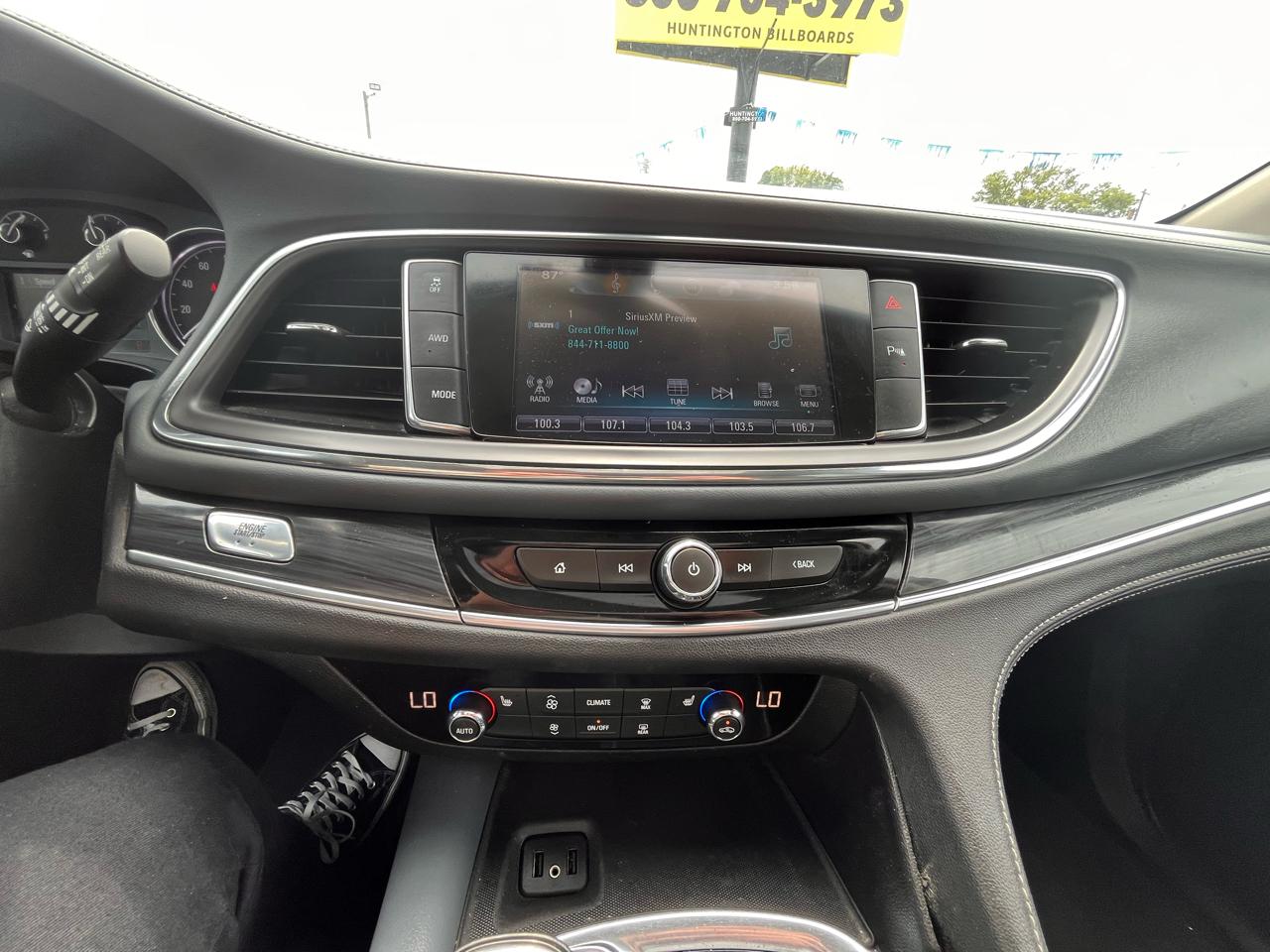 Buick Enclave Essence AWD 2019