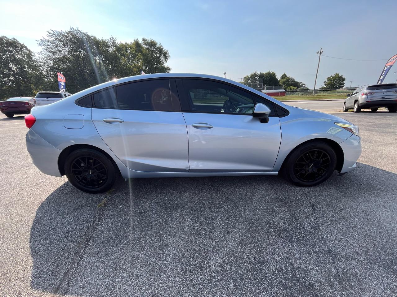 Chevrolet Cruze LS Auto 2017