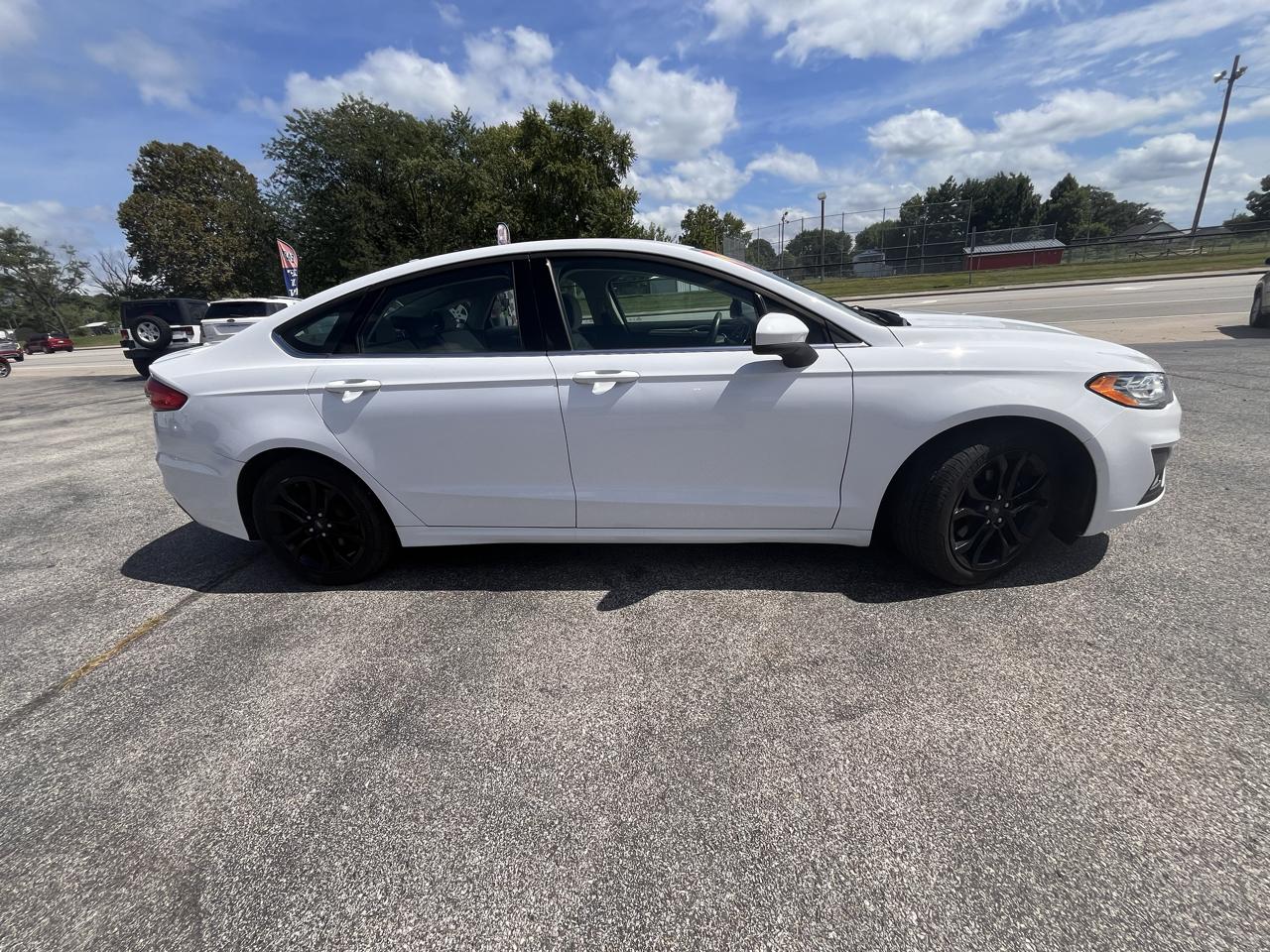 Ford Fusion SE 2020