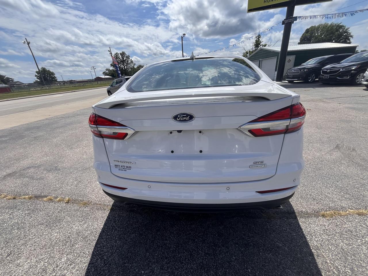 Ford Fusion SE 2020