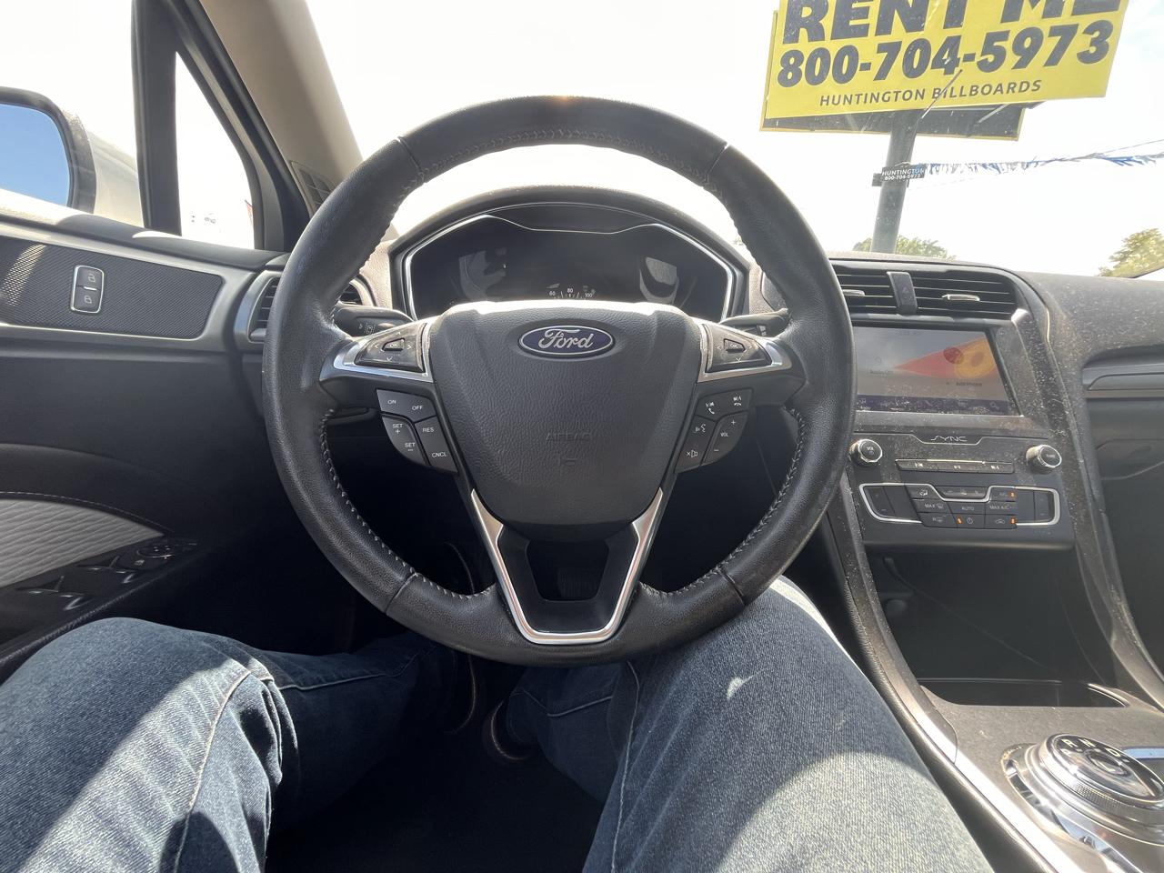 Ford Fusion SE 2020